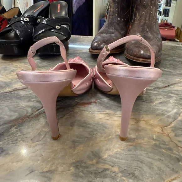 Pink bow Kitten Heel - Picture 3 of 4